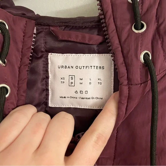 Urban Outfitters Plum Purple Quilted Hooded Jacket - Picture 8 of 10